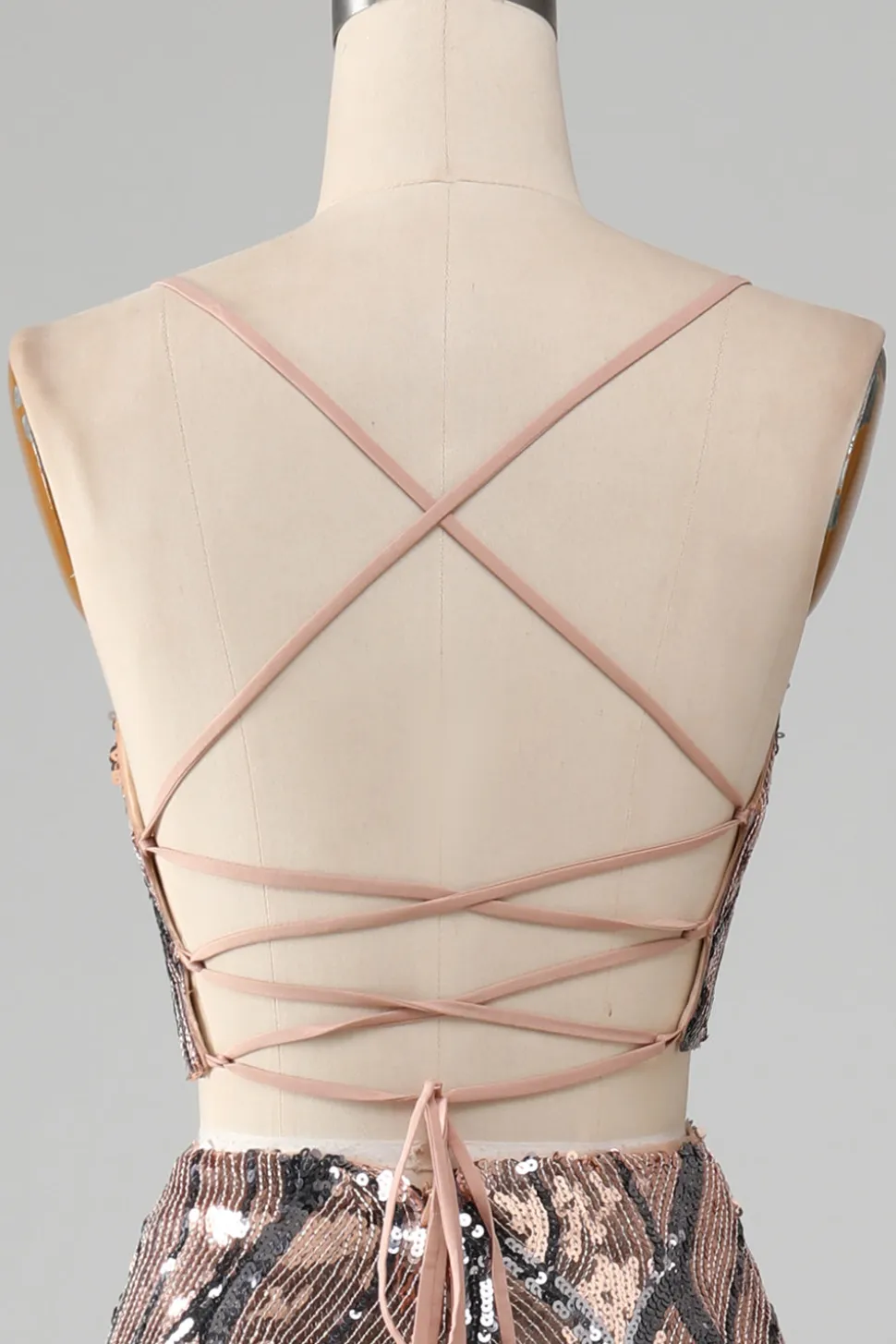 Vestido de baile de duas peças brilhante com franjas