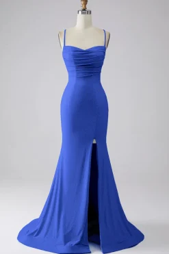 Vestido de baile de formatura de sereia azul claro brilhante com fenda