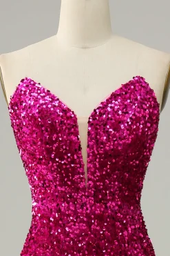 Vestido de baile de lantejoulas fuchsia sem alças