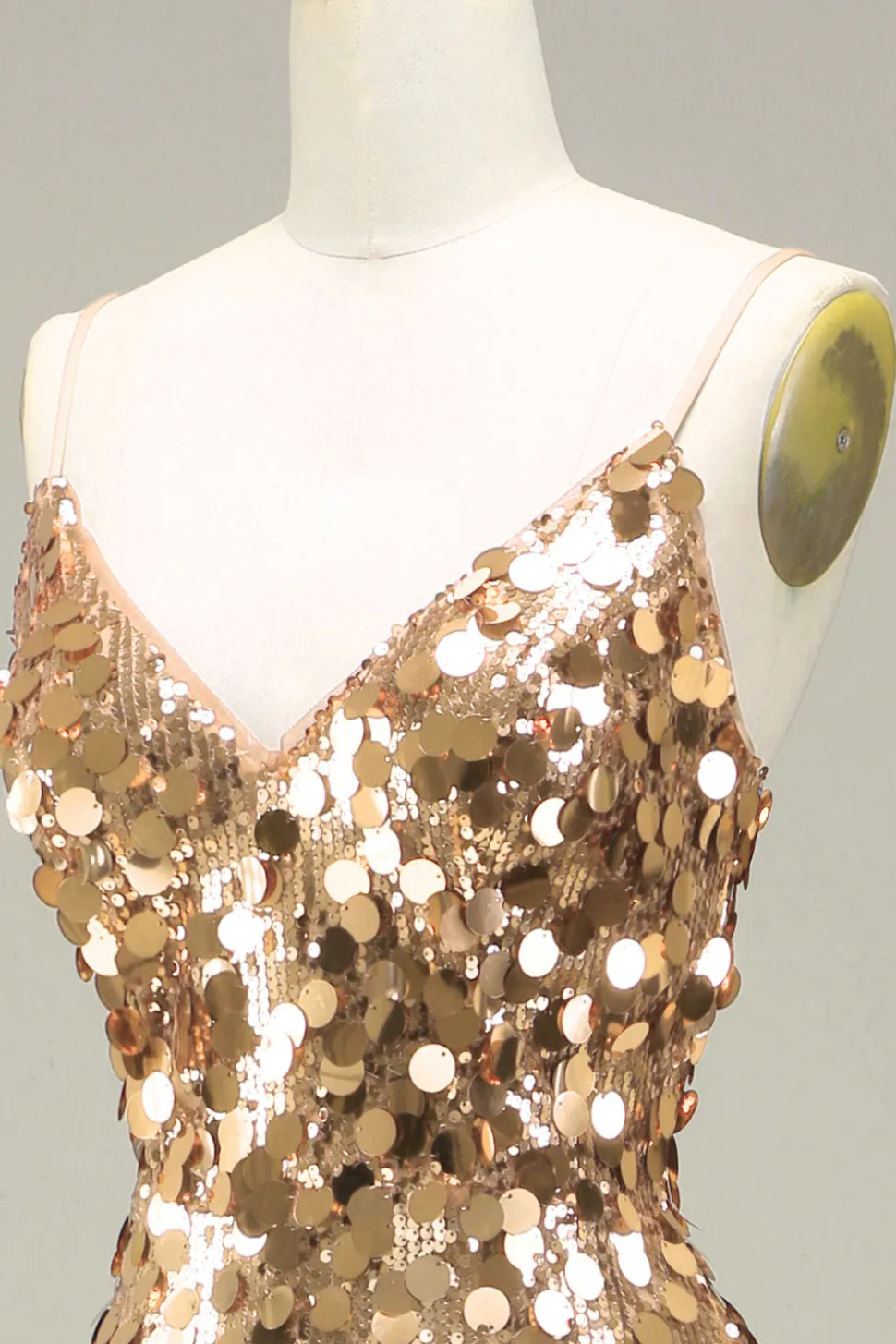 Vestido de baile de lantejoulas dourado brilhante sereia com fenda