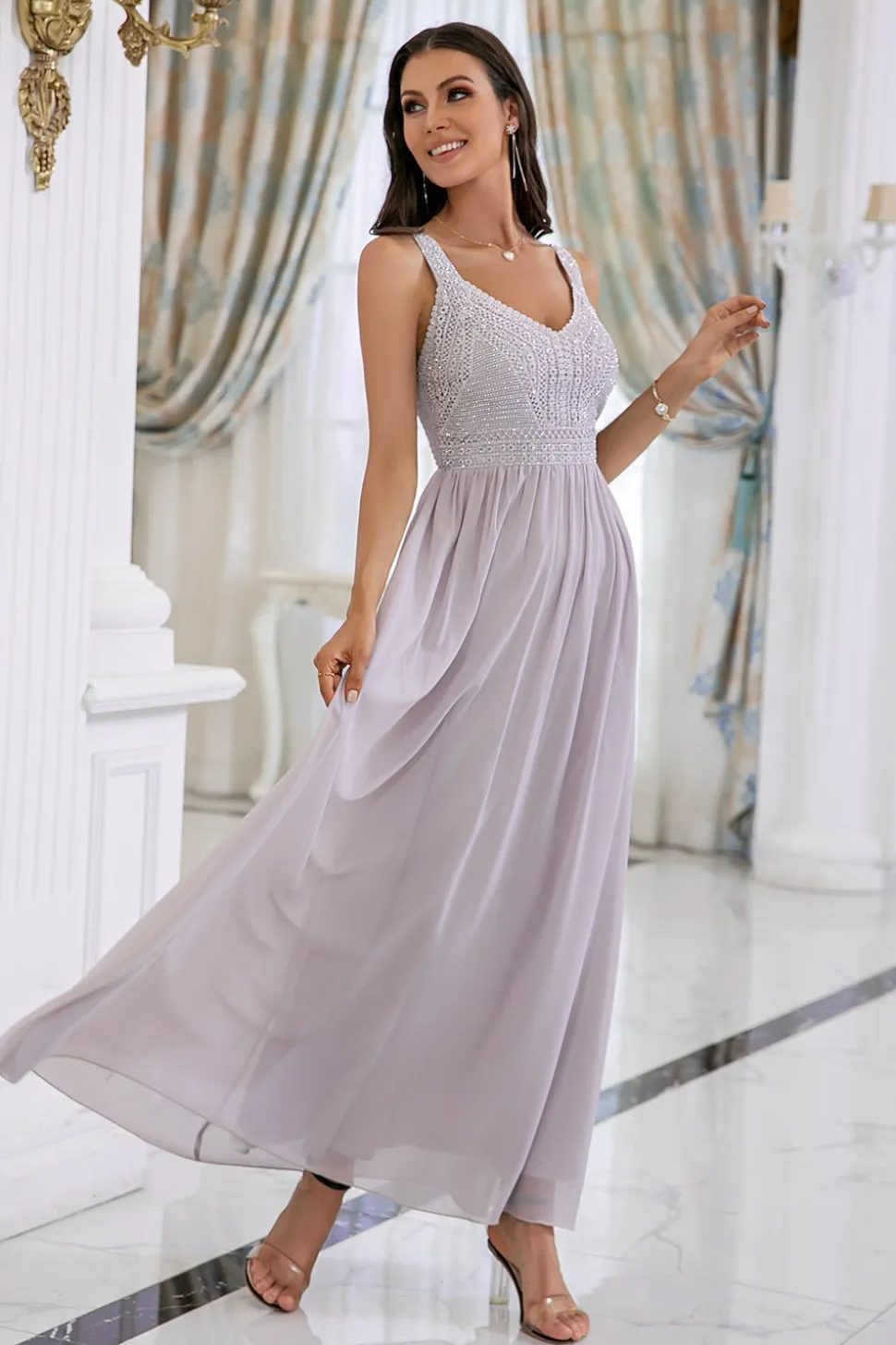 Vestido de baile de lantejoulas cinzentas