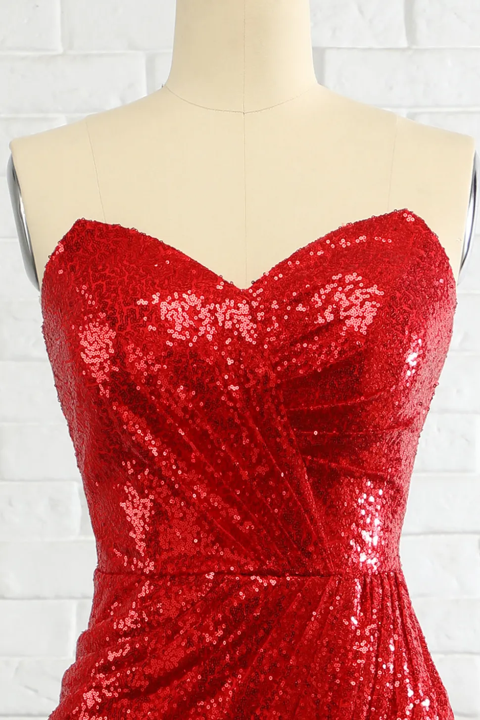Vestido de baile de lantejoulas vermelhas de Sheath Sweetheart Com Lantejoulas