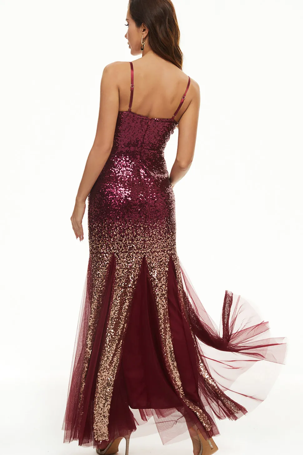 Vestido de baile de tule de lantejoulas pretas