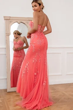 Vestido de baile de tule de coral