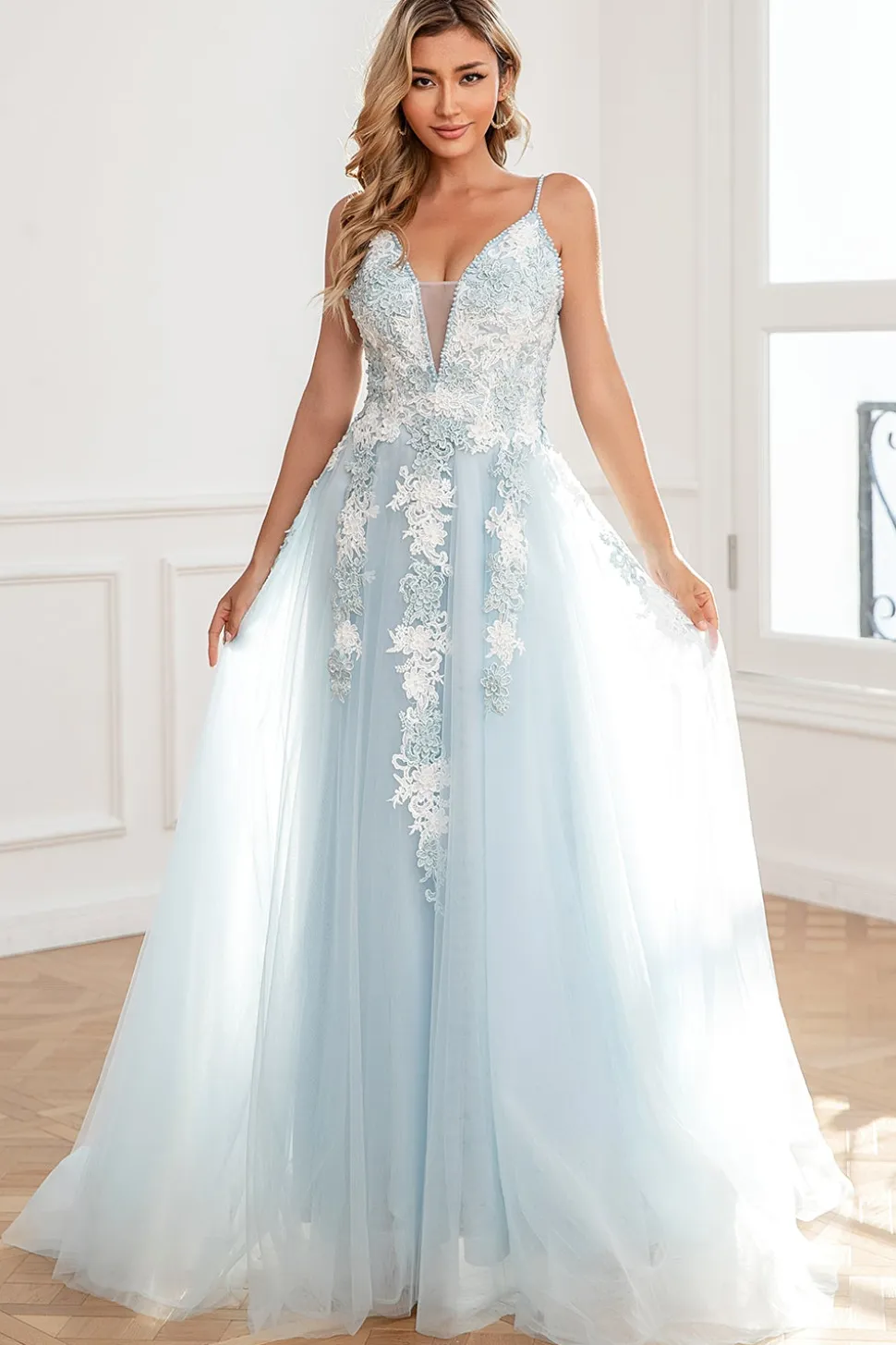 Vestido de baile de tule de tule azul claro