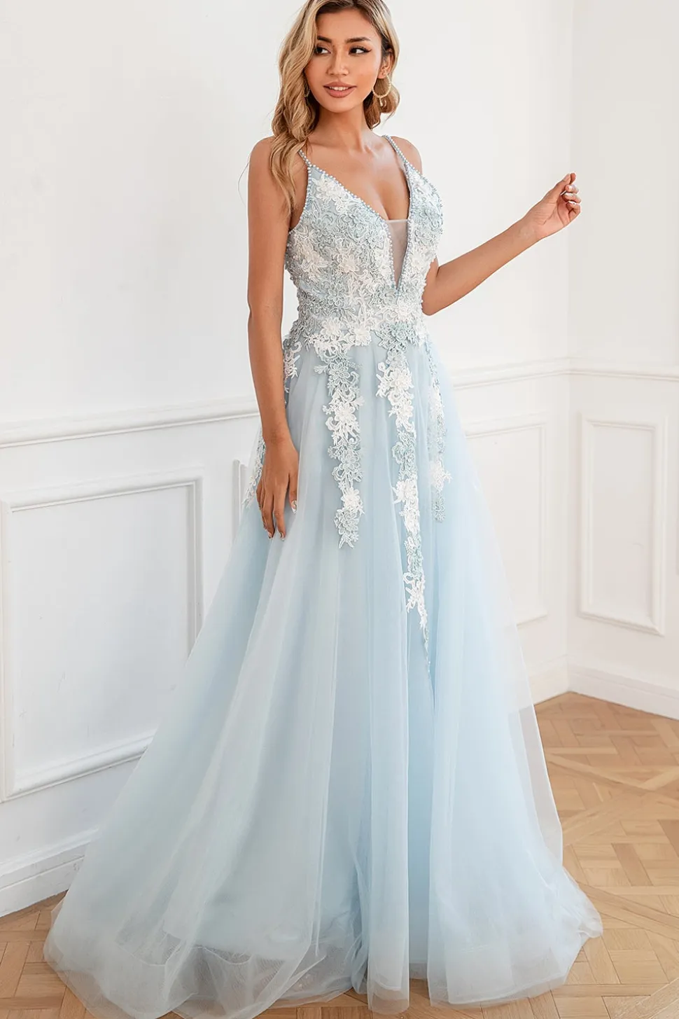 Vestido de baile de tule de tule azul claro
