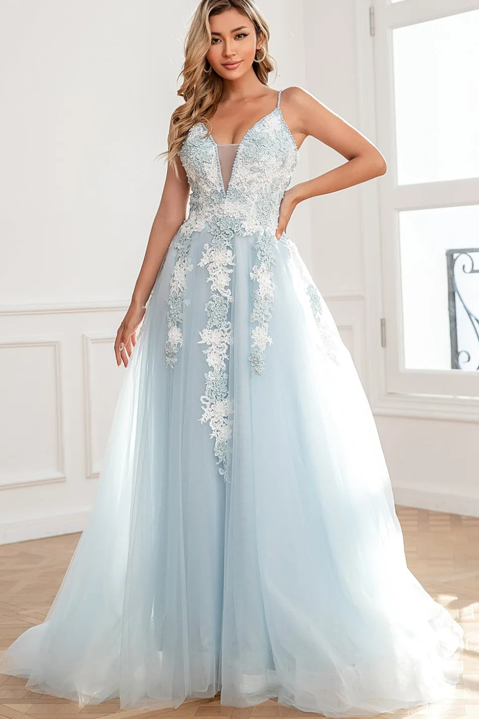 Vestido de baile de tule de tule azul claro