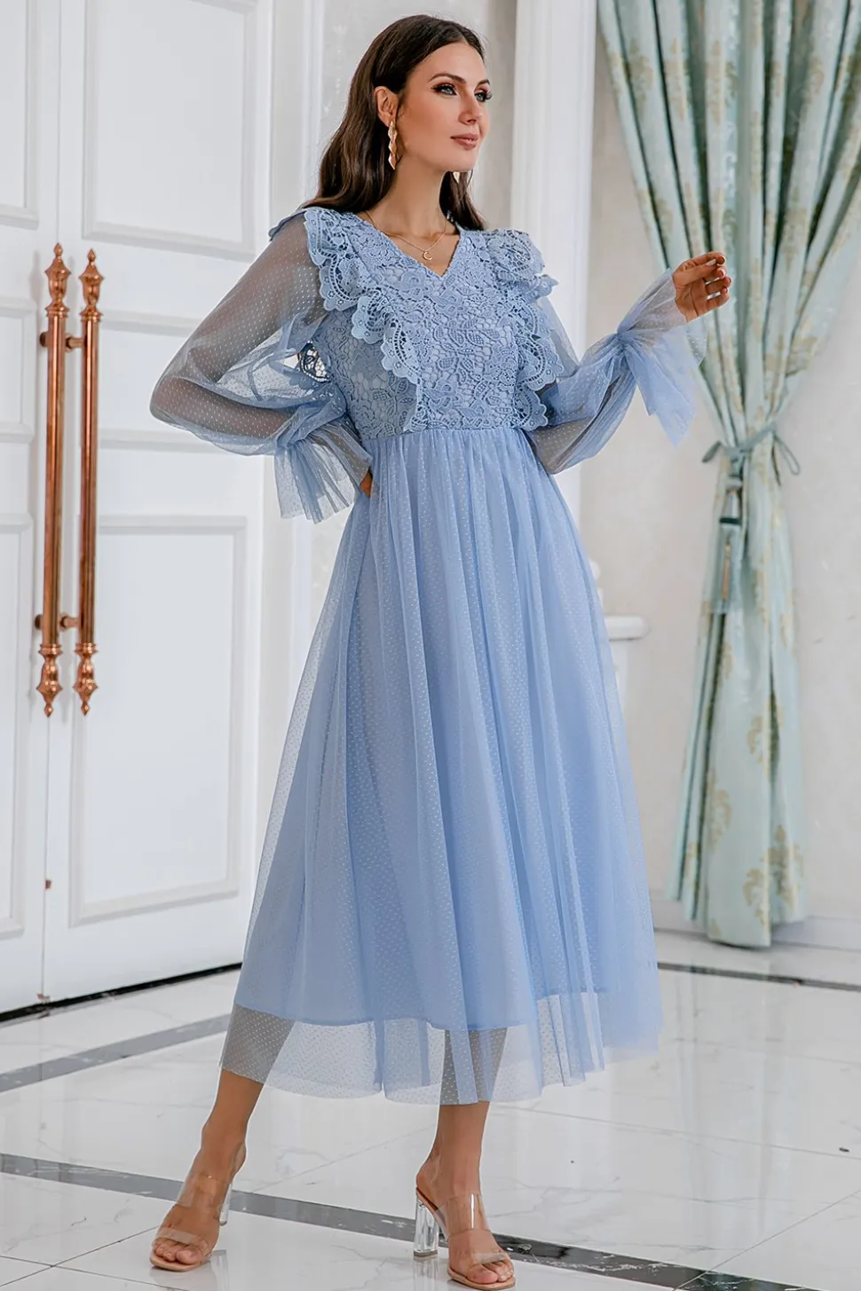 Vestido de baile de tulle de manga comprida azul