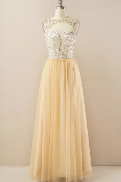 Vestido de baile de tulle de missanga