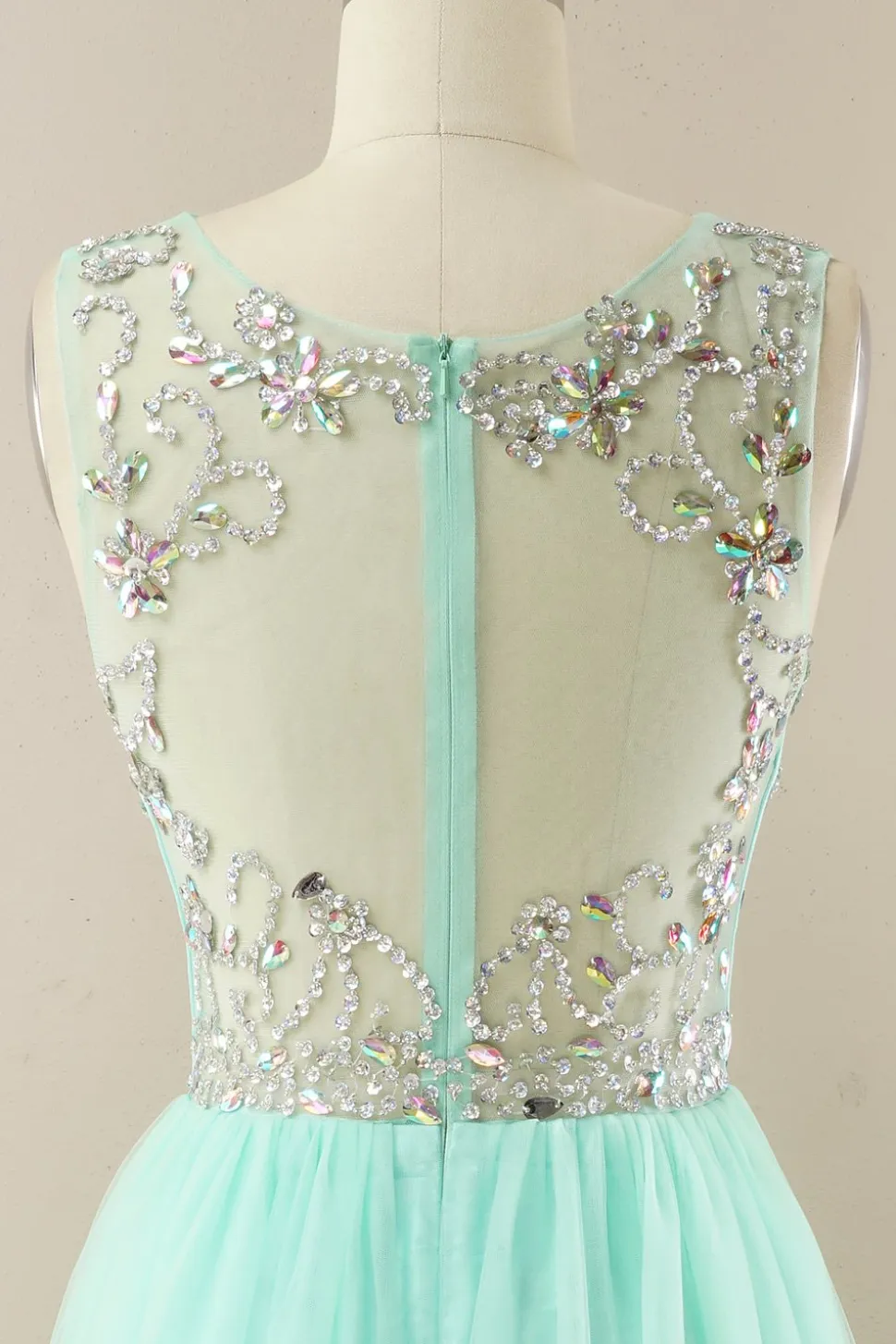 Vestido de baile de tulle de missanga