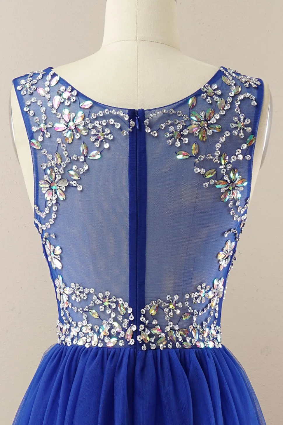 Vestido de baile de tulle de missanga