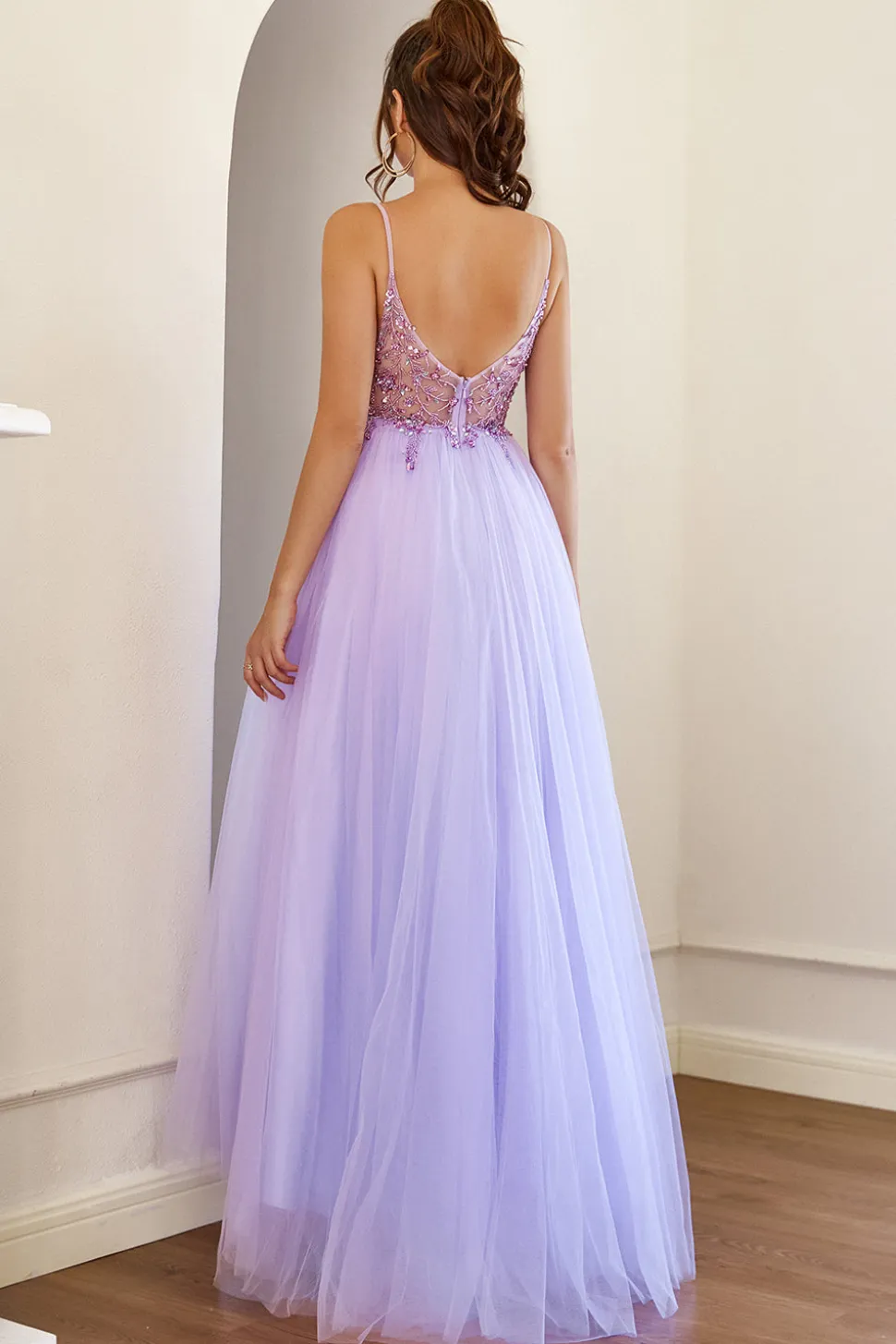 Vestido de baile de tulle de missanga roxa