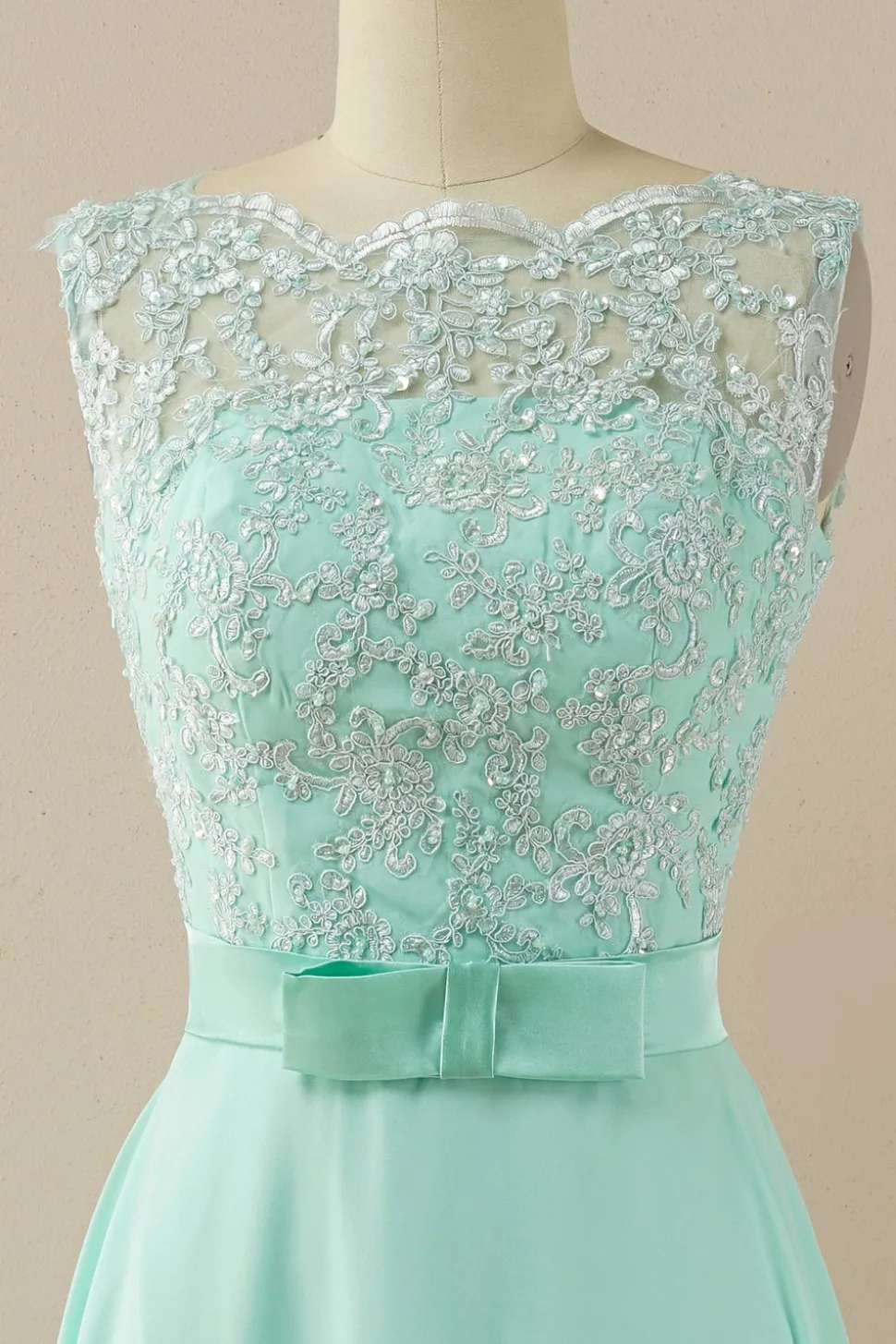 Vestido de baile longo applique