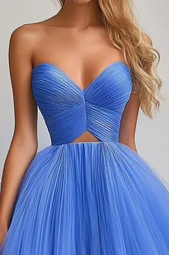 Vestido De Baile Longo Azul Linha-A Tule Sem Alças