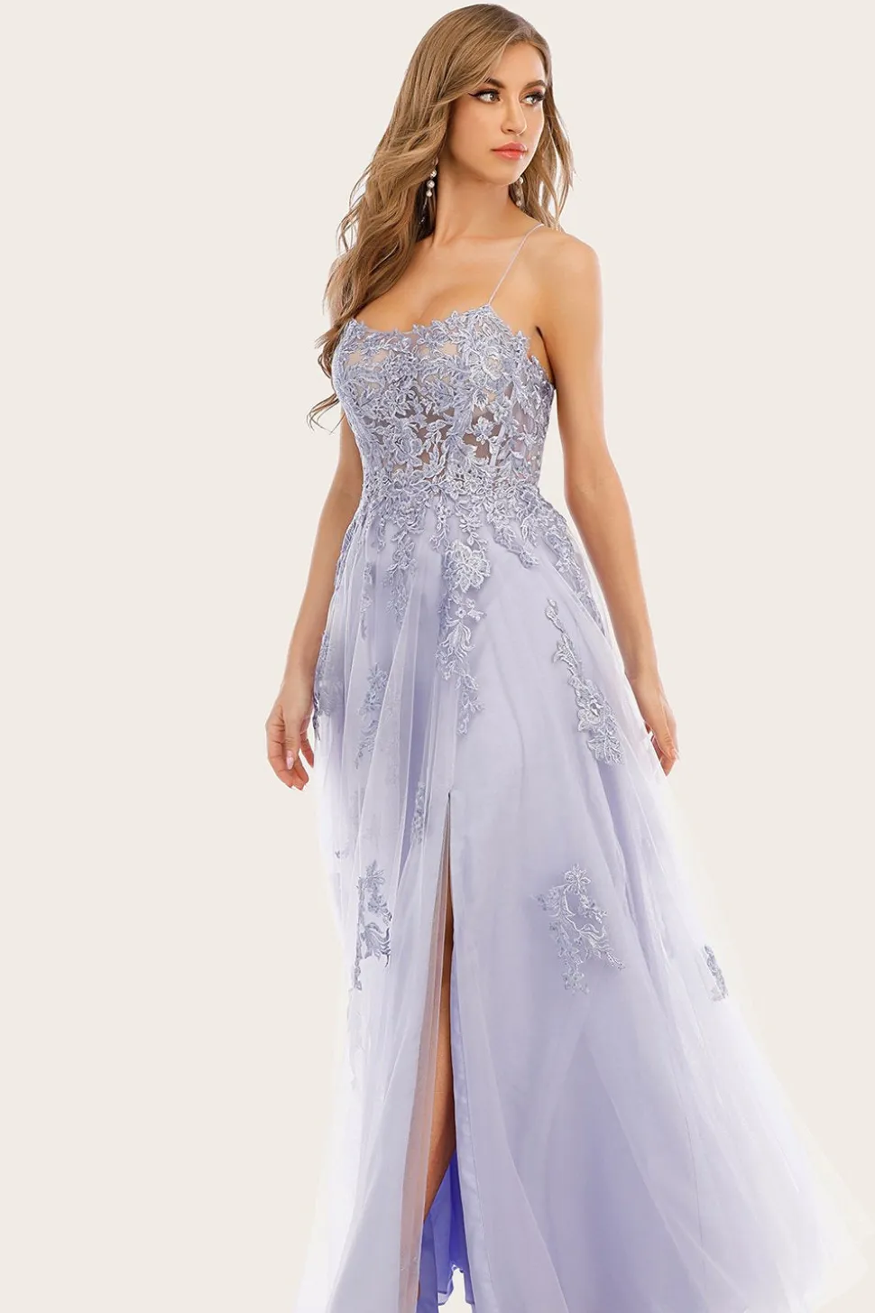 Vestido de baile longo de lavanda tulle com renda