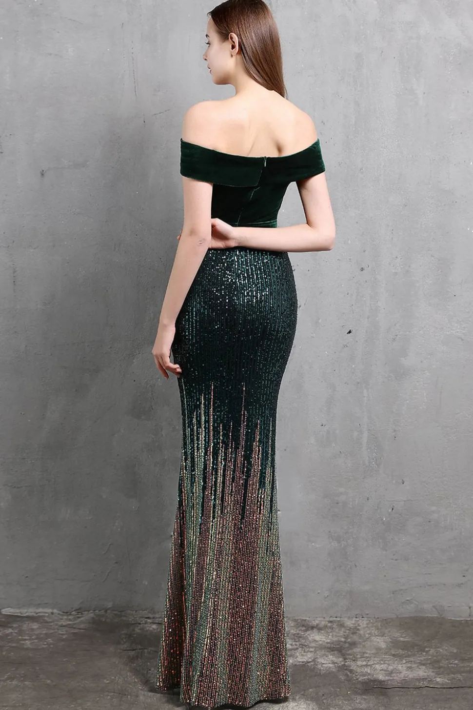 Vestido de baile longo de sereia de ouro