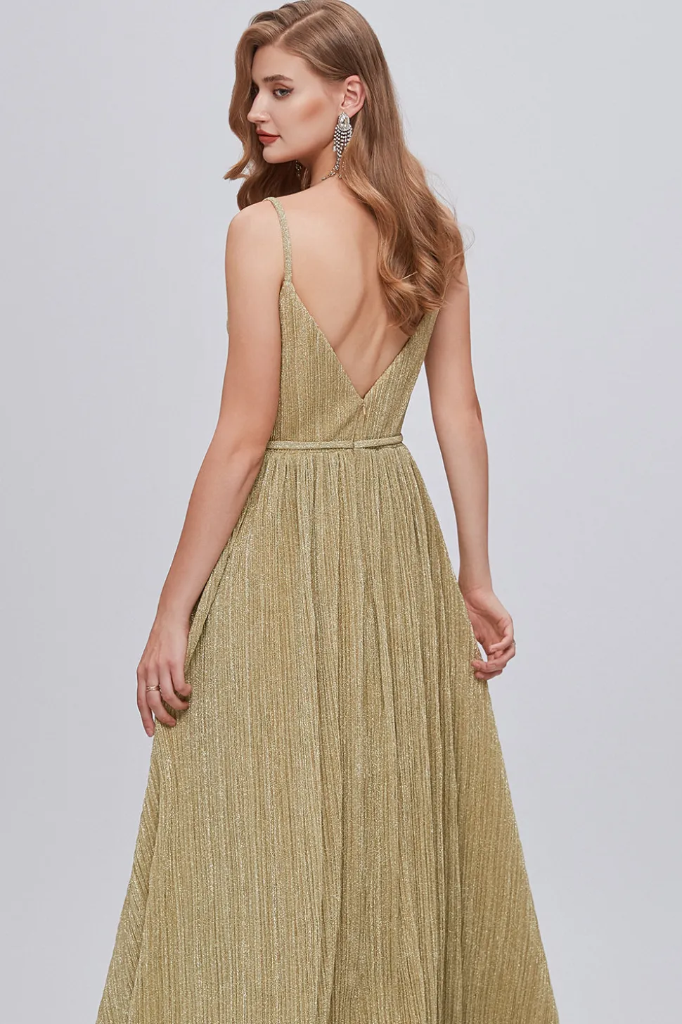 Vestido de baile longo de linha de ouro ruched A-line