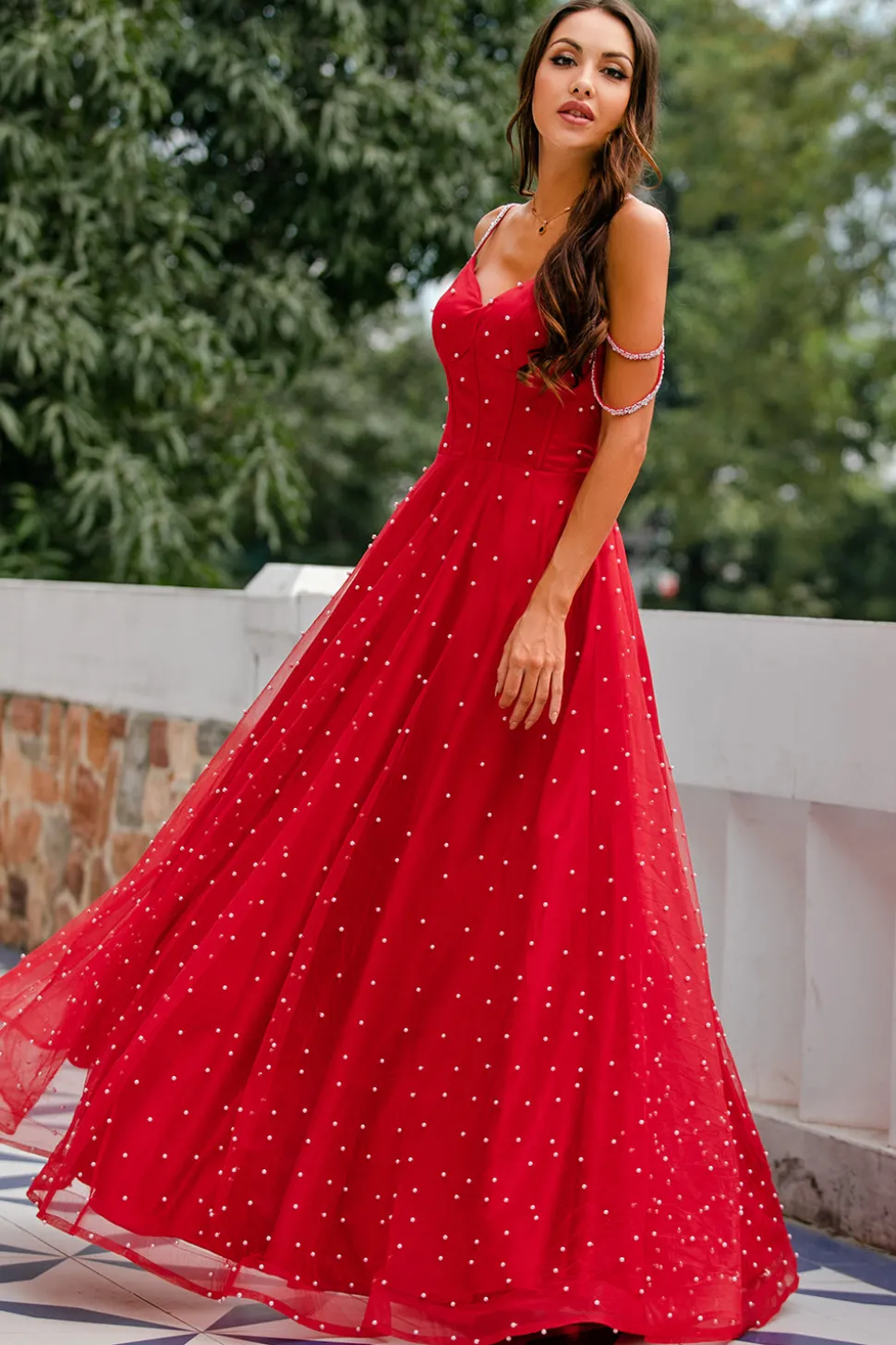 Vestido de baile longo frisado vermelho