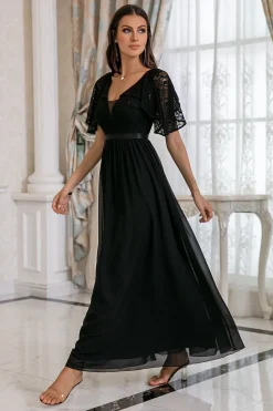 Vestido de baile sem costas de renda preta