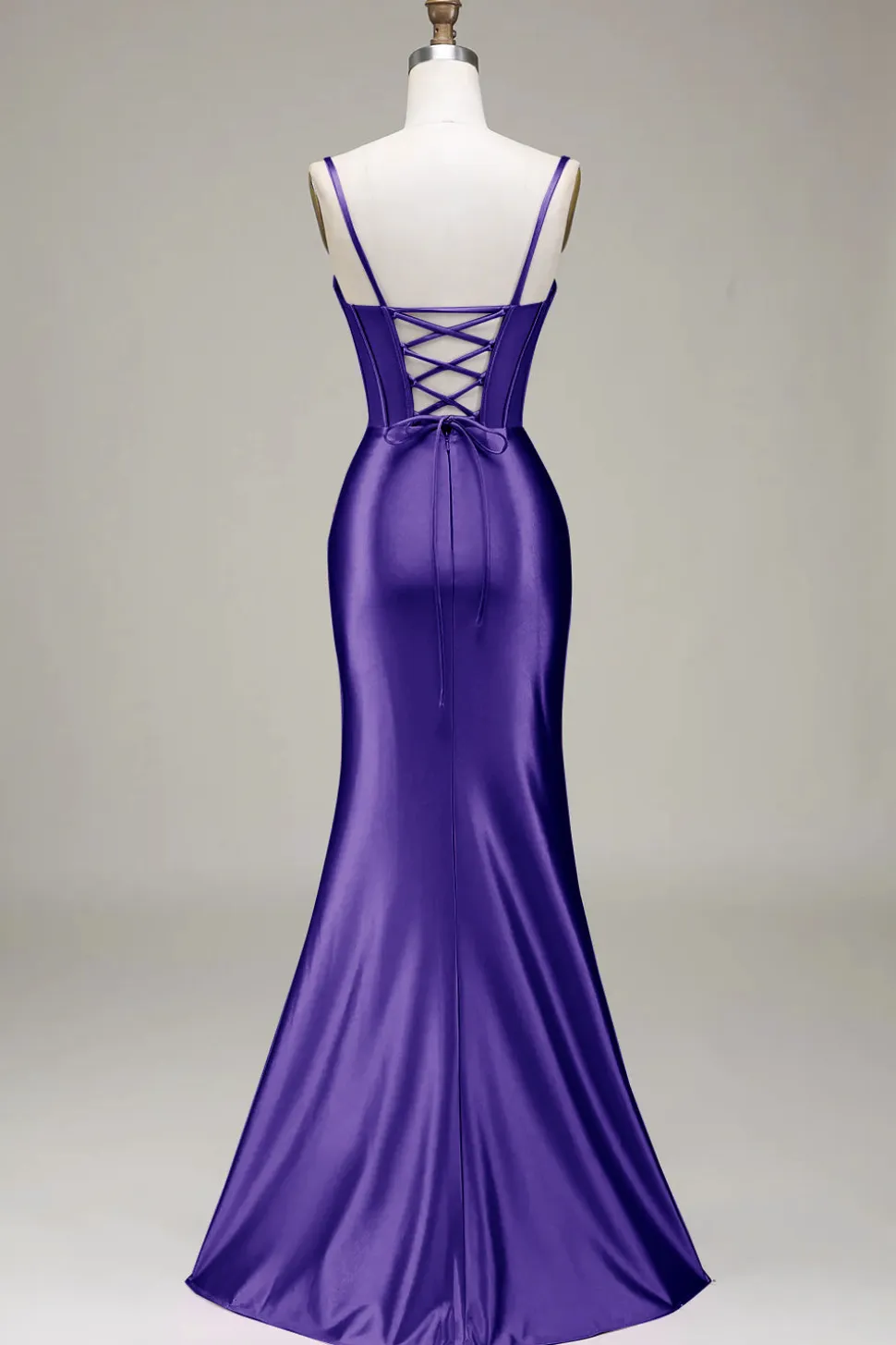 Vestido de baile sereia com alças finas azul royal e fenda