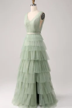 Vestido de baile verde plissado com fenda