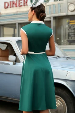 Vestido de balanço de lapel verde de 1950 com cinto