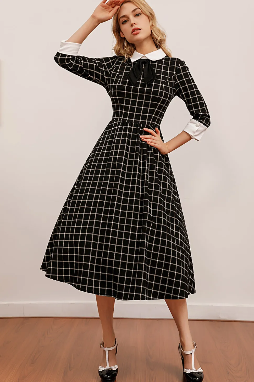 Vestido de balanço Midi xadrez preto vintage