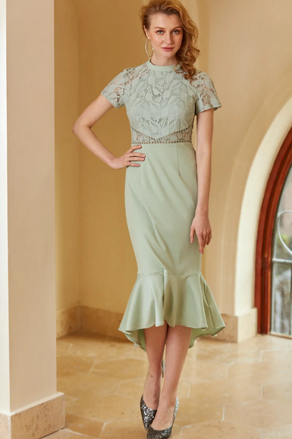 Vestido de bodycon de renda rosa dos anos 60