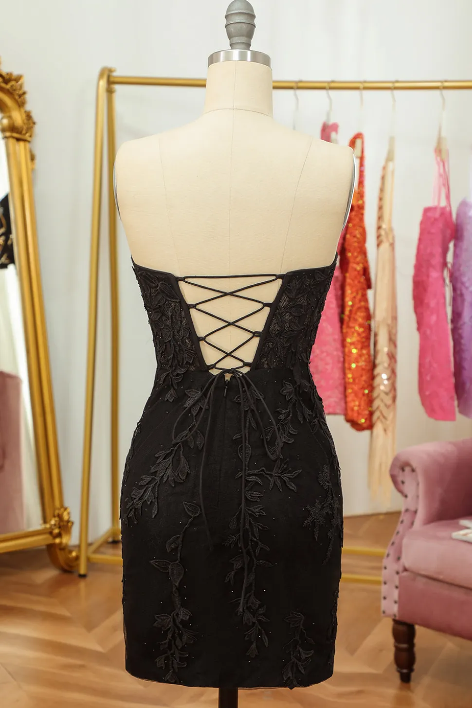 Vestido de Cóctel Com Apliques Roxo