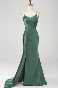 Vestido de cerimônia longo de cetim com alças finas azul sereia empoeirado