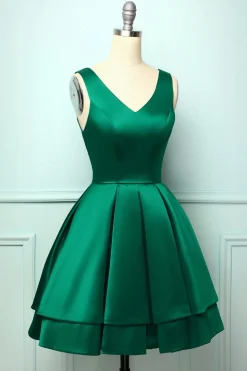 Vestido de cetim verde bola