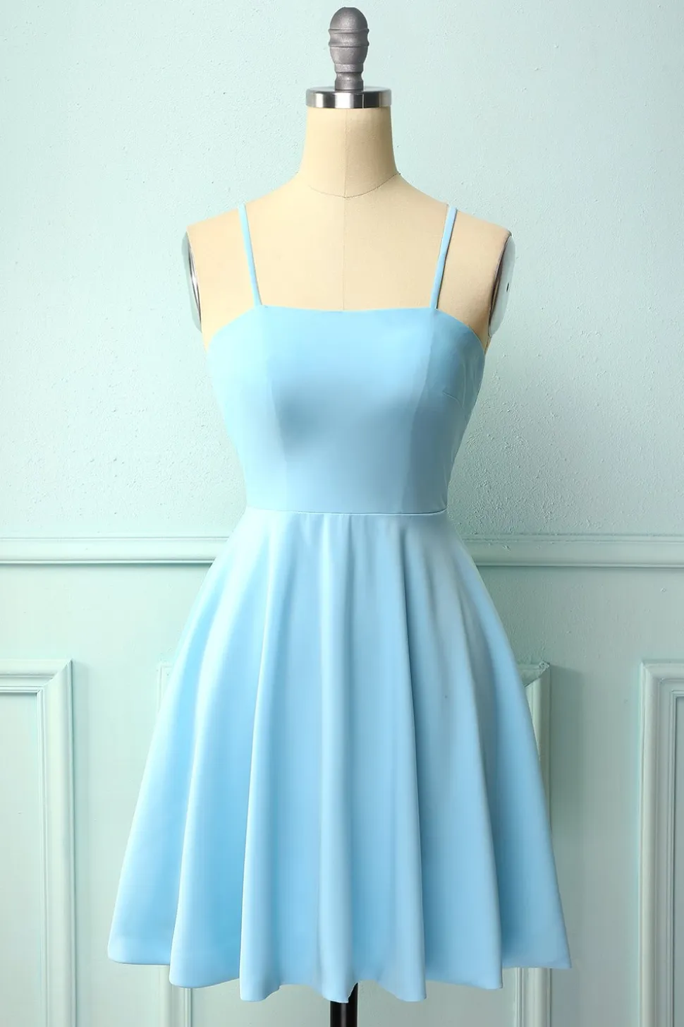 Vestido de Cocktail Azul Aberto de Volta