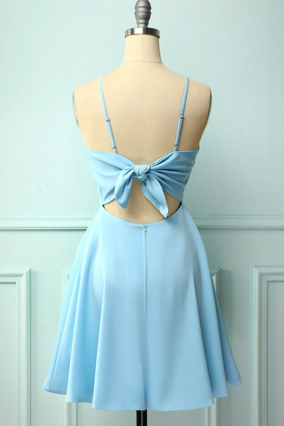 Vestido de Cocktail Azul Aberto de Volta