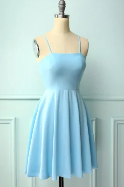 Vestido de Cocktail Azul Aberto de Volta