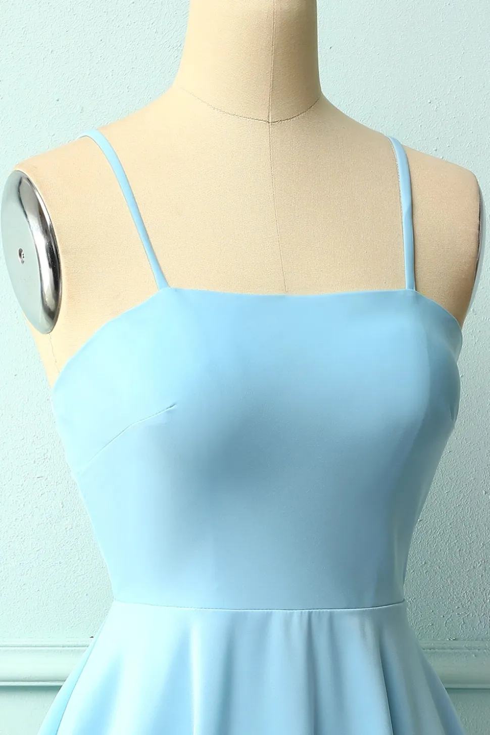 Vestido de Cocktail Azul Aberto de Volta