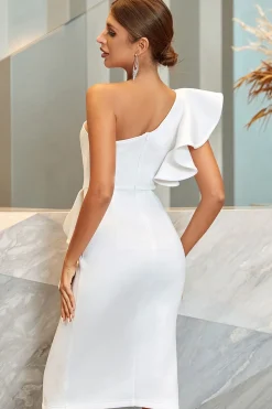 Vestido de Cocktail Branco Um Ombro Ajustado