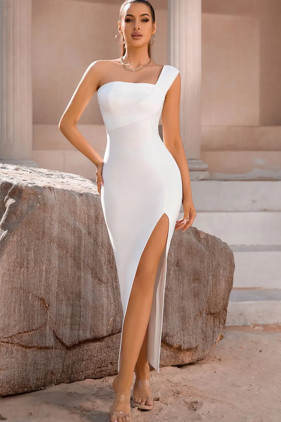 Vestido de cocktail branco de um ombro bodycon midi com fenda