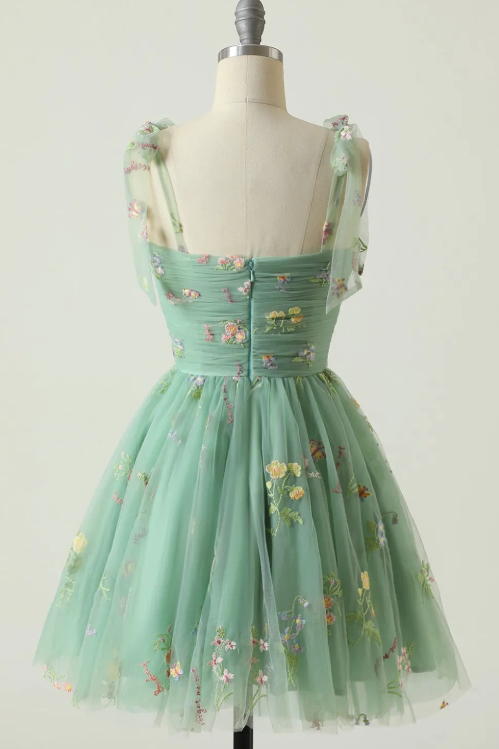 Vestido de Cocktail Champanhe Cintas de Espaguete