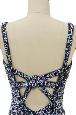 Vestido de cocktail de lantejoulas pretas