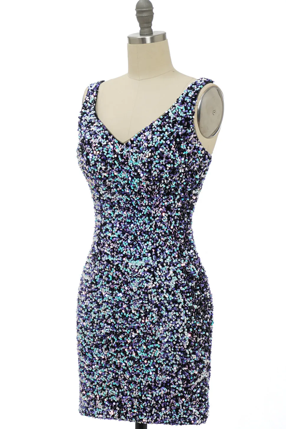 Vestido de cocktail de lantejoulas pretas