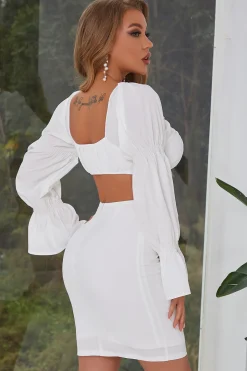 Vestido de cocktail de mangas compridas bodycon branca