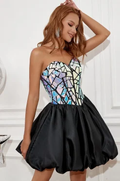 Vestido de Cocktail de namorada preta com mangas destacáveis