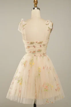 Vestido de Cocktail Preto A Line