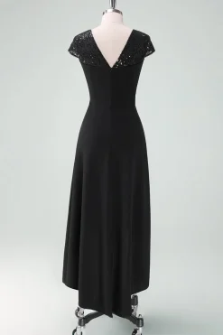 Vestido de cocktail preto alto-baixo com mangas de boné