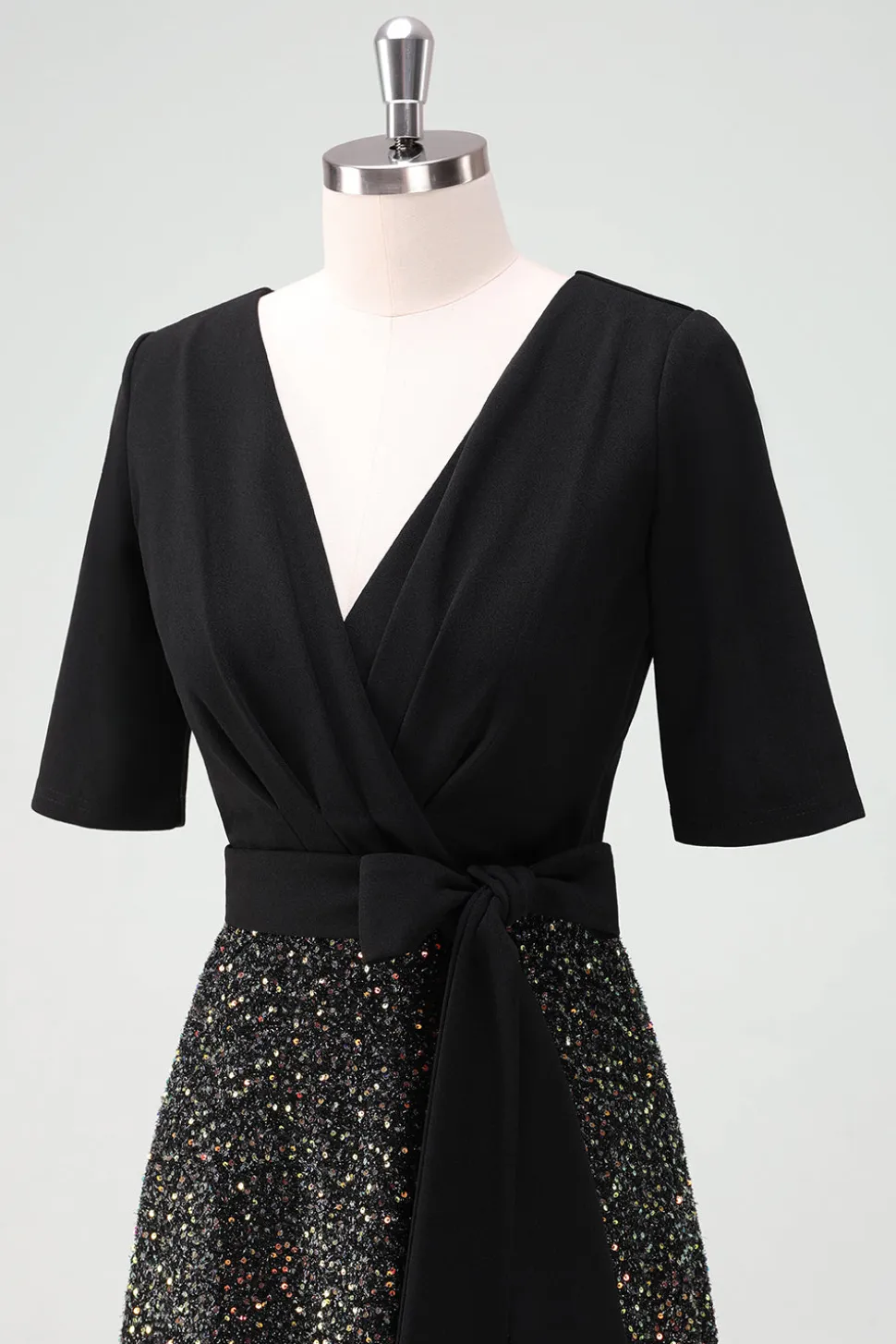 Vestido de cocktail Sparkly Black A-Line com meias mangas