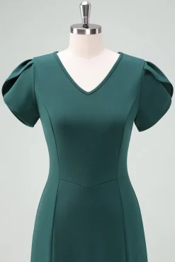 Vestido de cocktail verde escuro V-Neck com mangas curtas