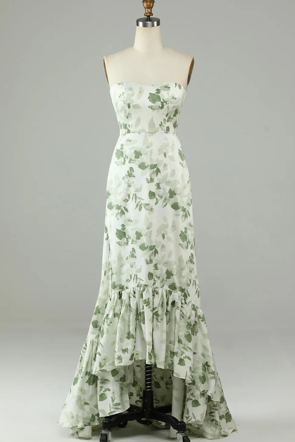 Vestido de dama de honra longo estampado estampado sem alças assimétrico