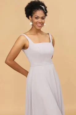 Vestido de Dama de Honra Pescoço Quadrado Cinza
