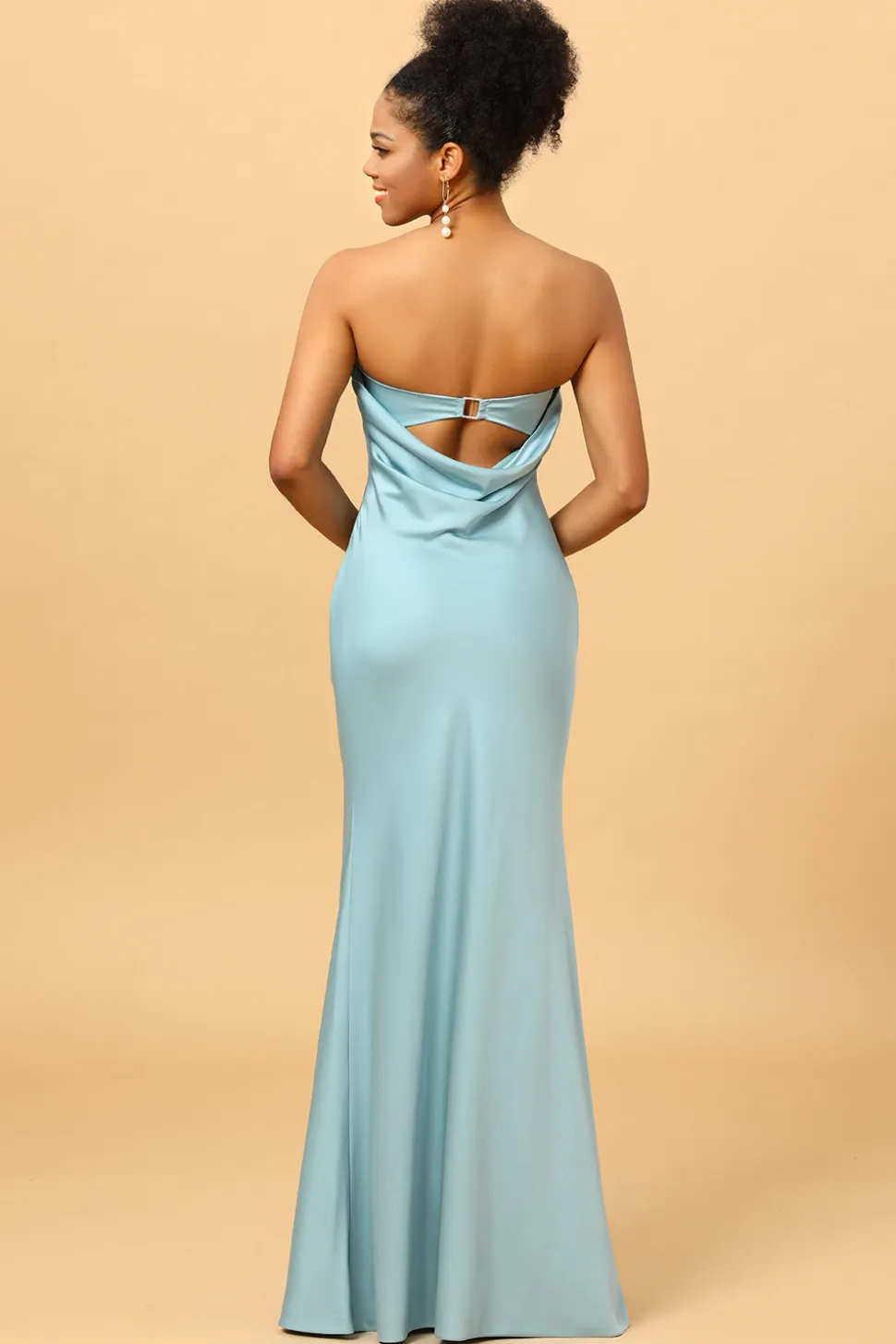 Vestido de dama de honra sereia cetim azul cinza