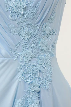 Vestido de dama de honra azul de pescoço em V com ruffle